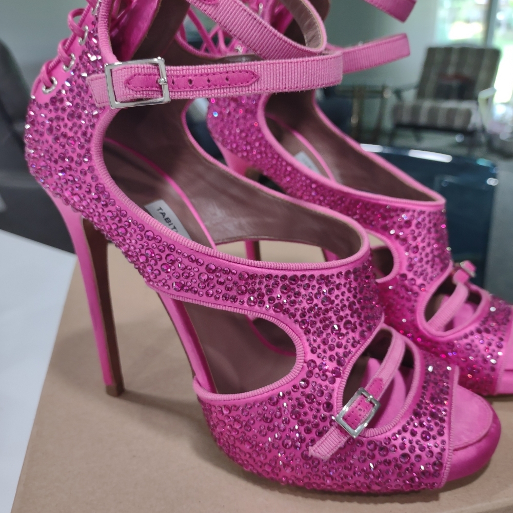 TABITHA SIMMONS Hot Pink Sequined Peep Toe 4 1/2" Heels 8B